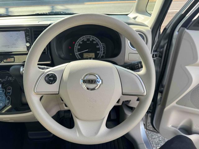 デイズルークス X 禁煙車 ETC 全周囲カメラ 両側電動スライドドア ナビ TV 衝突被害軽減システム スマートキー アイドリングストップ 電動格納ミラー ベンチシート CVT 盗難防止システム ABS ESC CD(7枚目)