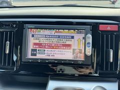 ＴＶ付きの車となっております。送迎時の待ち時間などとてもお役に立ちます。 4