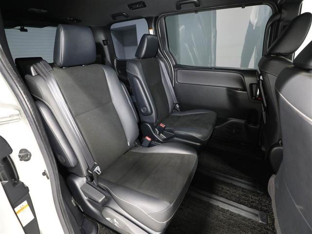 ノア ハイブリッドSi ダブルバイビーII Bカメラ 横滑り防止装置 LED 地デジ ドラレコ ミュージックプレイヤー接続可 1オーナー オートクルーズ DVD再生可 メモリナビ エアバッグ ETC ナビ&TV 3列シート ABS スマートキ(20枚目)