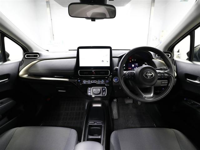 アクア Z LEDヘッドライト スマートキー 100V電源 イモビライザー アルミホイール オートクルーズコントロール フルセグTV エアコン ESC カーテンエアバッグ ETC キーレス パワーウインドウ TV(18枚目)