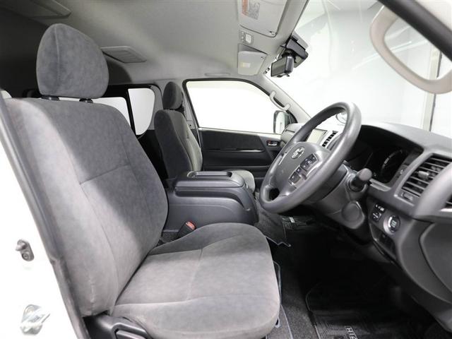 ハイエースワゴン ＧＬ　セキュリティアラーム　ＥＴＣ付き　スマートキ－　リアカメラ　運転席助手席エアバック　キーレスキー　ナビ＆ＴＶ　ＡＣ　１００Ｖ　ＰＷ　ダブルエアコン　ＬＥＤヘッドランプ　地デジ　ＤＶＤ再生　エアバック（19枚目）