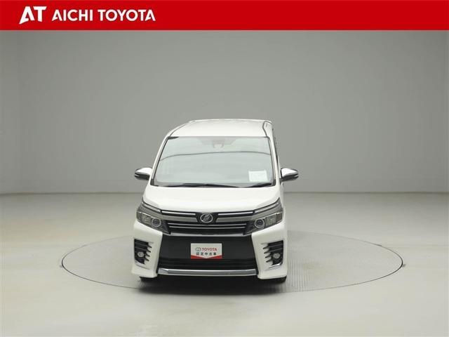 ヴォクシー ＺＳ　煌ＩＩ　スマートキー・プッシュスタート　バックガイドモニター　セキュリティアラーム　両側パワスラドア　１オーナー　ＥＴＣ車載器　地デジテレビ　ＶＳＣ　ＬＥＤライト　助手席エアバック　キーレスエントリー　ＡＣ（9枚目）