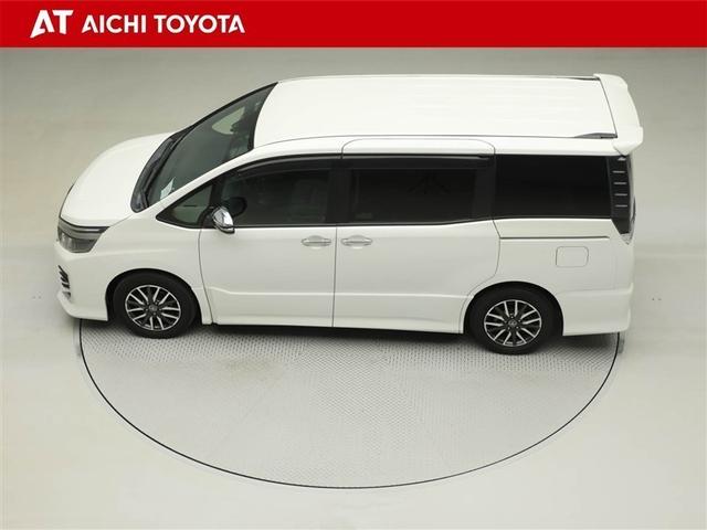 ヴォクシー ＺＳ　煌ＩＩ　スマートキー・プッシュスタート　バックガイドモニター　セキュリティアラーム　両側パワスラドア　１オーナー　ＥＴＣ車載器　地デジテレビ　ＶＳＣ　ＬＥＤライト　助手席エアバック　キーレスエントリー　ＡＣ（11枚目）