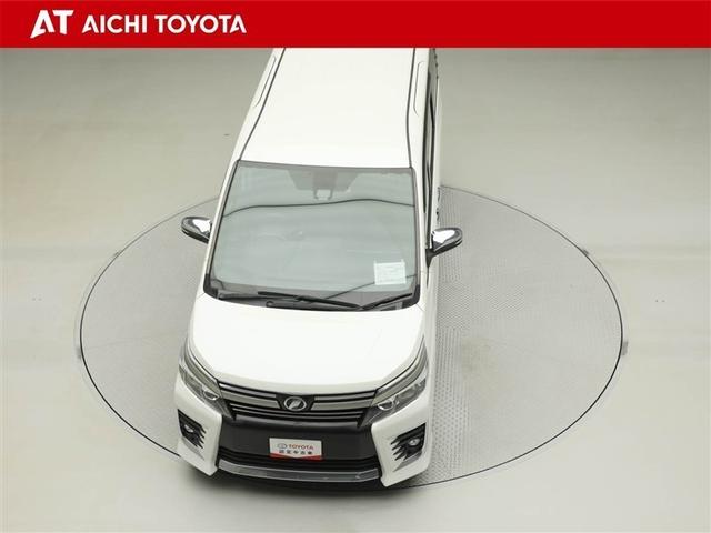ヴォクシー ＺＳ　煌ＩＩ　スマートキー・プッシュスタート　バックガイドモニター　セキュリティアラーム　両側パワスラドア　１オーナー　ＥＴＣ車載器　地デジテレビ　ＶＳＣ　ＬＥＤライト　助手席エアバック　キーレスエントリー　ＡＣ（17枚目）