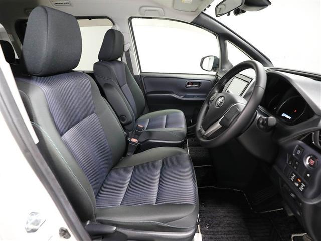 ヴォクシー ＺＳ　煌ＩＩ　スマートキー・プッシュスタート　バックガイドモニター　セキュリティアラーム　両側パワスラドア　１オーナー　ＥＴＣ車載器　地デジテレビ　ＶＳＣ　ＬＥＤライト　助手席エアバック　キーレスエントリー　ＡＣ（19枚目）