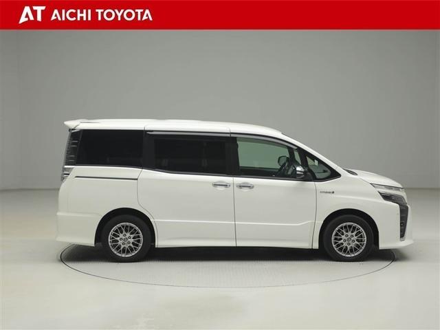 ヴォクシー ハイブリッドＺＳ　煌　Ｗエアコン　ＡＷ　衝突被害軽減　バックモニター　地デジ　オートエアコン　ワンオーナー車　ナビＴＶ　イモビライザー　キーフリー　横滑り防止　３列シート　ドライブレコーダー　ＤＶＤ　メモリーナビ　ＡＢＳ（7枚目）