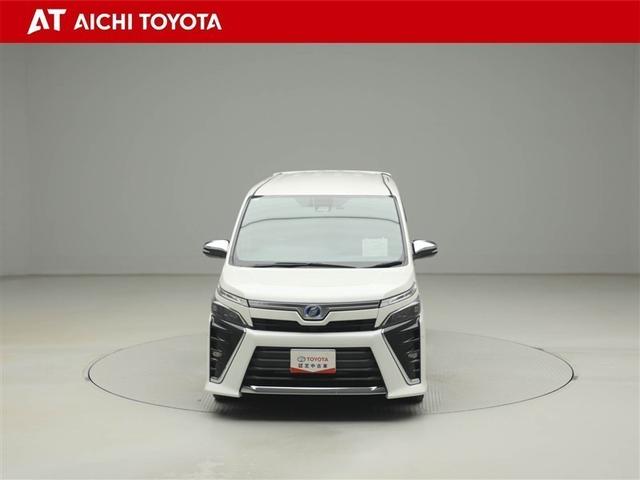 ヴォクシー ハイブリッドＺＳ　煌　Ｗエアコン　ＡＷ　衝突被害軽減　バックモニター　地デジ　オートエアコン　ワンオーナー車　ナビＴＶ　イモビライザー　キーフリー　横滑り防止　３列シート　ドライブレコーダー　ＤＶＤ　メモリーナビ　ＡＢＳ（9枚目）