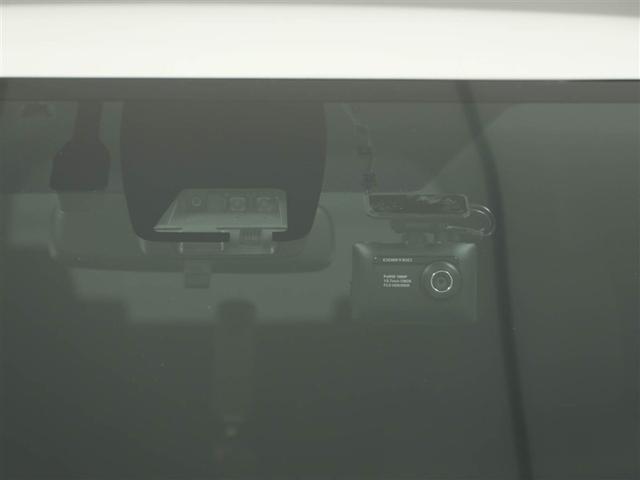 ヴォクシー ハイブリッドＺＳ　煌　Ｗエアコン　ＡＷ　衝突被害軽減　バックモニター　地デジ　オートエアコン　ワンオーナー車　ナビＴＶ　イモビライザー　キーフリー　横滑り防止　３列シート　ドライブレコーダー　ＤＶＤ　メモリーナビ　ＡＢＳ（28枚目）