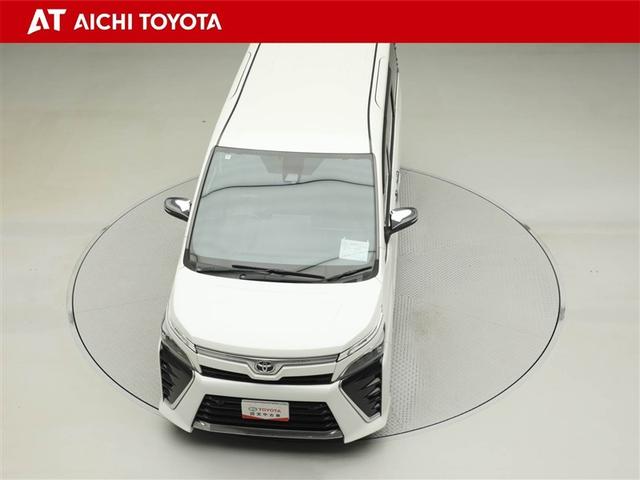 ヴォクシー ZS 煌II スマートキー・プッシュスタート バックガイドモニター セキュリティアラーム 両側パワスラドア 1オーナー ETC車載器 地デジテレビ VSC LEDライト 助手席エアバック キーレスエントリー AC(17枚目)