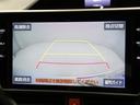 ハイブリッドSi ダブルバイビーII Bカメラ 横滑り防止装置 LED 地デジ ドラレコ ミュージックプレイヤー接続可 1オーナー オートクルーズ DVD再生可 メモリナビ エアバッグ ETC ナビ&TV 3列シート ABS スマートキ(23枚目)