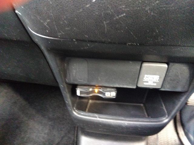 Ｎ－ＢＯＸカスタム 　両側パワースライドドア（4枚目）