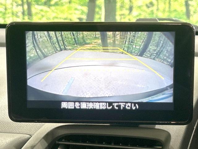 α　禁煙車　純正ＳＤナビ　バックカメラ　Ｂｌｕｅｔｏｏｔｈ再生　ＥＴＣ　合皮シート　ＬＥＤヘッドライト　クルコン　スマートキー　革巻きステアリング　ステアリングスイッチ　パドルシフト　純正１６インチアルミ(4枚目)