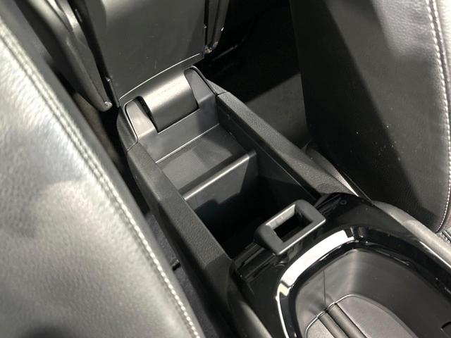 ハイブリッドＺ　シティブレーキアクティブシステム　禁煙車　メーカー純正ナビ　バックカメラ　Ｂｌｕｅｔｏｏｔｈ再生　フルセグ　ＥＴＣ　前席シートヒーター　ハーフレザーシート　ＬＥＤヘッド　クルコン　スマートキー(35枚目)