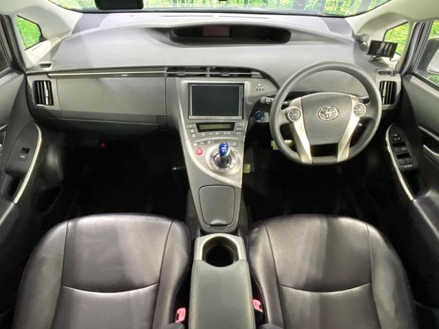 プリウス Ｓツーリングセレクション・マイコーデ　純正ＳＤナビ　バックカメラ　禁煙車　ドラレコ　コーナーセンサー　スマートキー　ＬＥＤヘッド　ビルトインＥＴＣ　オートライト　オートエアコン　純正１７インチアルミ　Ｂｌｕｅｔｏｏｔｈ　ＣＤ　ＤＶＤ再生（2枚目）
