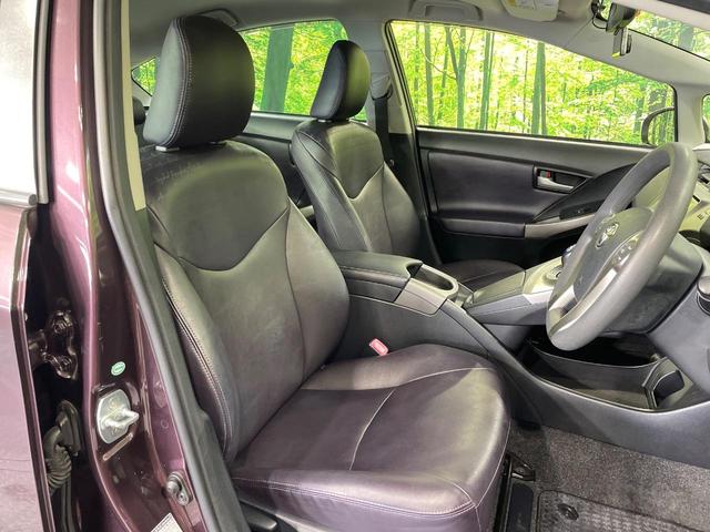 プリウス Ｓツーリングセレクション・マイコーデ　純正ＳＤナビ　バックカメラ　禁煙車　ドラレコ　コーナーセンサー　スマートキー　ＬＥＤヘッド　ビルトインＥＴＣ　オートライト　オートエアコン　純正１７インチアルミ　Ｂｌｕｅｔｏｏｔｈ　ＣＤ　ＤＶＤ再生（8枚目）