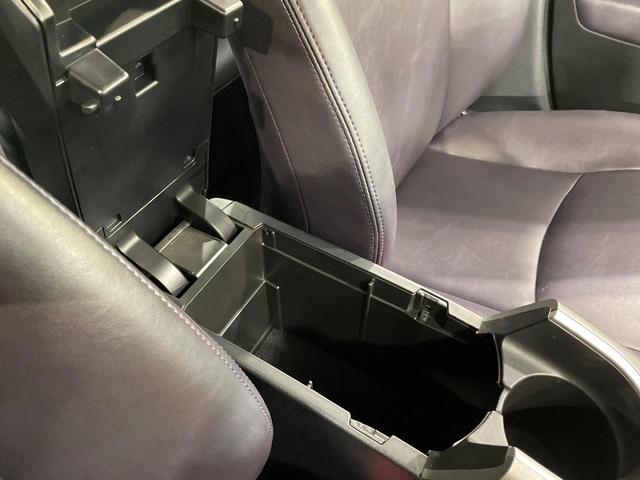 プリウス Ｓツーリングセレクション・マイコーデ　純正ＳＤナビ　バックカメラ　禁煙車　ドラレコ　コーナーセンサー　スマートキー　ＬＥＤヘッド　ビルトインＥＴＣ　オートライト　オートエアコン　純正１７インチアルミ　Ｂｌｕｅｔｏｏｔｈ　ＣＤ　ＤＶＤ再生（50枚目）