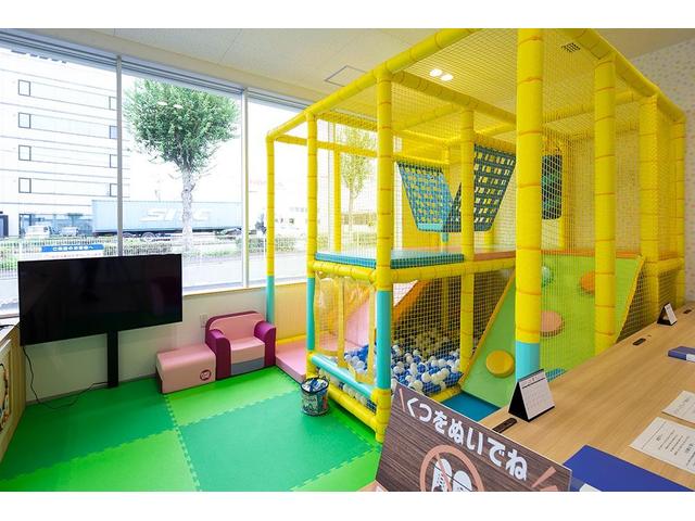 プリウス Ｓツーリングセレクション・マイコーデ　純正ＳＤナビ　バックカメラ　禁煙車　ドラレコ　コーナーセンサー　スマートキー　ＬＥＤヘッド　ビルトインＥＴＣ　オートライト　オートエアコン　純正１７インチアルミ　Ｂｌｕｅｔｏｏｔｈ　ＣＤ　ＤＶＤ再生（80枚目）