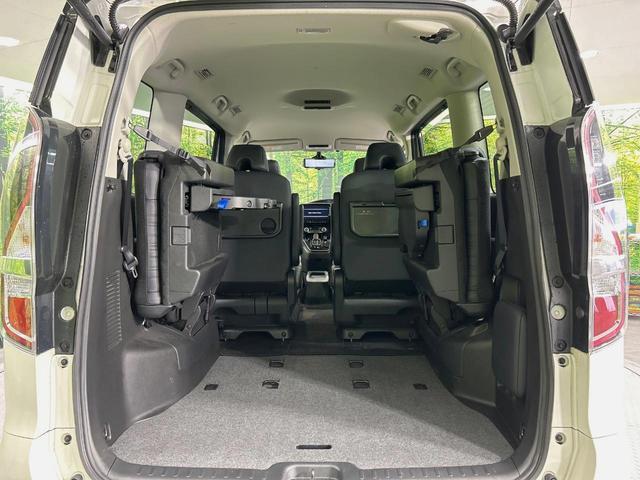 セレナ e-パワー ハイウェイスターG 両側電動ドア 純正10型ナビ 全周囲カメラ 衝突被害軽減システム レーダークルーズ 禁煙車 ドラレコ コーナーセンサー スマートキー LEDヘッド ビルトインETC 車線逸脱警報 オートライト(11枚目)