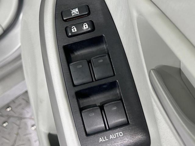 プリウス Ｇ　ＳＤナビ　バックカメラ　禁煙車　パワーシート　スマートキー　ＨＩＤヘッド　ビルトインＥＴＣ　クルコン　オートライト　オートエアコン　純正１５インチアルミ　Ｂｌｕｅｔｏｏｔｈ　ＣＤ　ＤＶＤ再生（67枚目）