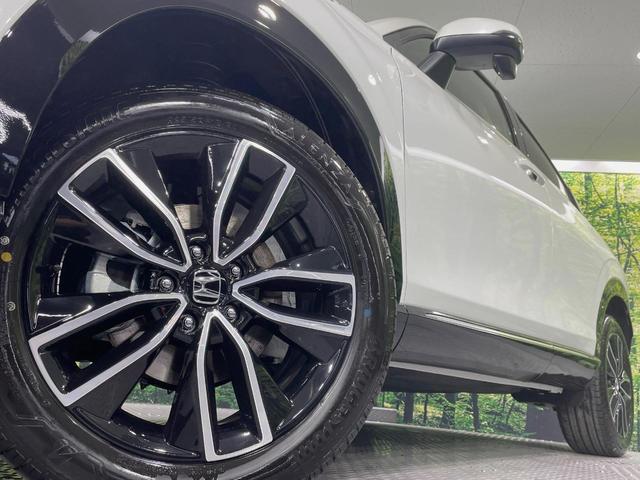 ヴェゼル ｅ：ＨＥＶ　Ｚ　登録済未使用車　純正９型ナビ　バックカメラ　ホンダセンシング　レーダークルーズ　電動リアゲート　コーナーセンサー　スマートキー　ＬＥＤヘッド　ＥＴＣ２．０　オートハイビーム　車線逸脱警報（13枚目）