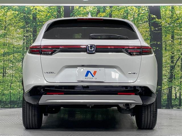 ヴェゼル ｅ：ＨＥＶ　Ｚ　登録済未使用車　純正９型ナビ　バックカメラ　ホンダセンシング　レーダークルーズ　電動リアゲート　コーナーセンサー　スマートキー　ＬＥＤヘッド　ＥＴＣ２．０　オートハイビーム　車線逸脱警報（15枚目）