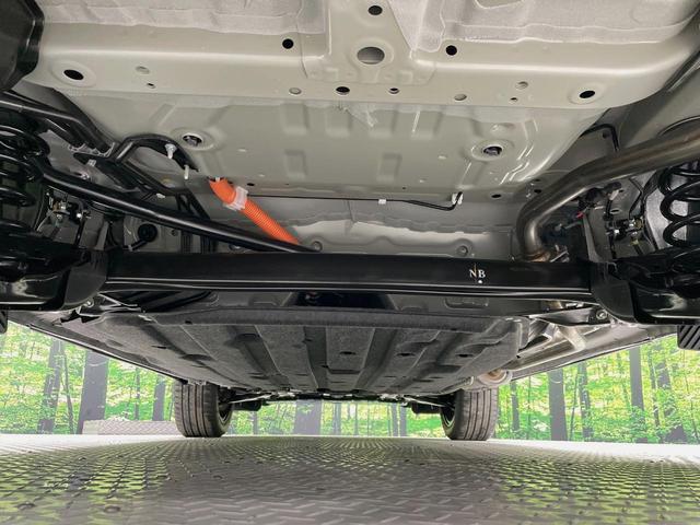 ヴェゼル ｅ：ＨＥＶ　Ｚ　登録済未使用車　純正９型ナビ　バックカメラ　ホンダセンシング　レーダークルーズ　電動リアゲート　コーナーセンサー　スマートキー　ＬＥＤヘッド　ＥＴＣ２．０　オートハイビーム　車線逸脱警報（19枚目）