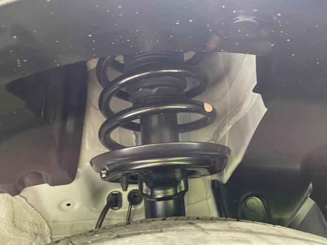 ヴェゼル ｅ：ＨＥＶ　Ｚ　登録済未使用車　純正９型ナビ　バックカメラ　ホンダセンシング　レーダークルーズ　電動リアゲート　コーナーセンサー　スマートキー　ＬＥＤヘッド　ＥＴＣ２．０　オートハイビーム　車線逸脱警報（21枚目）