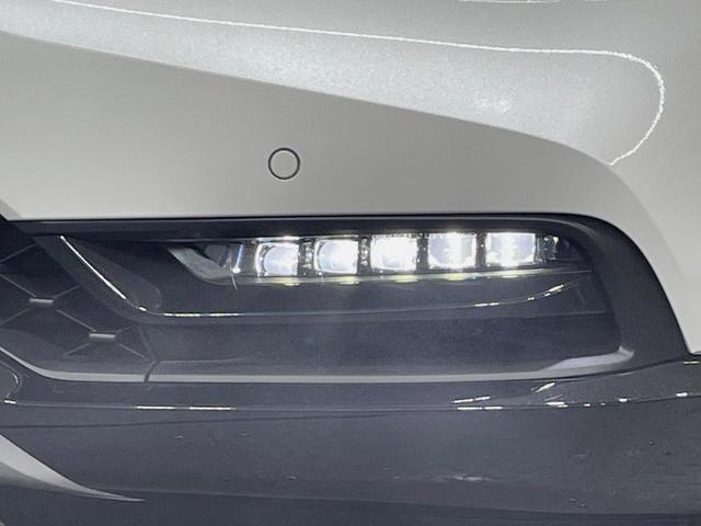 ヴェゼル ｅ：ＨＥＶ　Ｚ　登録済未使用車　純正９型ナビ　バックカメラ　ホンダセンシング　レーダークルーズ　電動リアゲート　コーナーセンサー　スマートキー　ＬＥＤヘッド　ＥＴＣ２．０　オートハイビーム　車線逸脱警報（29枚目）