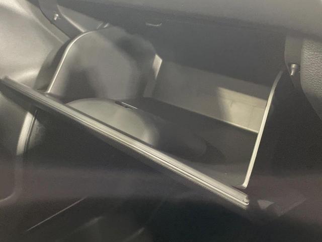 ヴェゼル ｅ：ＨＥＶ　Ｚ　登録済未使用車　純正９型ナビ　バックカメラ　ホンダセンシング　レーダークルーズ　電動リアゲート　コーナーセンサー　スマートキー　ＬＥＤヘッド　ＥＴＣ２．０　オートハイビーム　車線逸脱警報（46枚目）