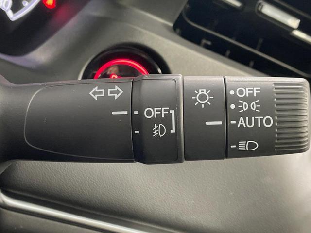 ヴェゼル ｅ：ＨＥＶ　Ｚ　登録済未使用車　純正９型ナビ　バックカメラ　ホンダセンシング　レーダークルーズ　電動リアゲート　コーナーセンサー　スマートキー　ＬＥＤヘッド　ＥＴＣ２．０　オートハイビーム　車線逸脱警報（53枚目）