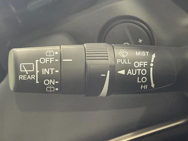 ヴェゼル ｅ：ＨＥＶ　Ｚ　登録済未使用車　純正９型ナビ　バックカメラ　ホンダセンシング　レーダークルーズ　電動リアゲート　コーナーセンサー　スマートキー　ＬＥＤヘッド　ＥＴＣ２．０　オートハイビーム　車線逸脱警報（54枚目）