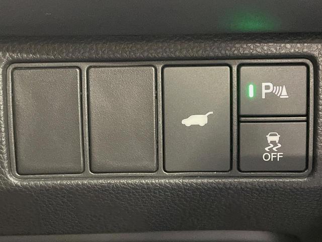 ヴェゼル ｅ：ＨＥＶ　Ｚ　登録済未使用車　純正９型ナビ　バックカメラ　ホンダセンシング　レーダークルーズ　電動リアゲート　コーナーセンサー　スマートキー　ＬＥＤヘッド　ＥＴＣ２．０　オートハイビーム　車線逸脱警報（59枚目）