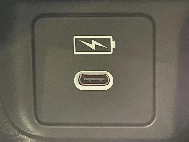 ヴェゼル ｅ：ＨＥＶ　Ｚ　登録済未使用車　純正９型ナビ　バックカメラ　ホンダセンシング　レーダークルーズ　電動リアゲート　コーナーセンサー　スマートキー　ＬＥＤヘッド　ＥＴＣ２．０　オートハイビーム　車線逸脱警報（64枚目）