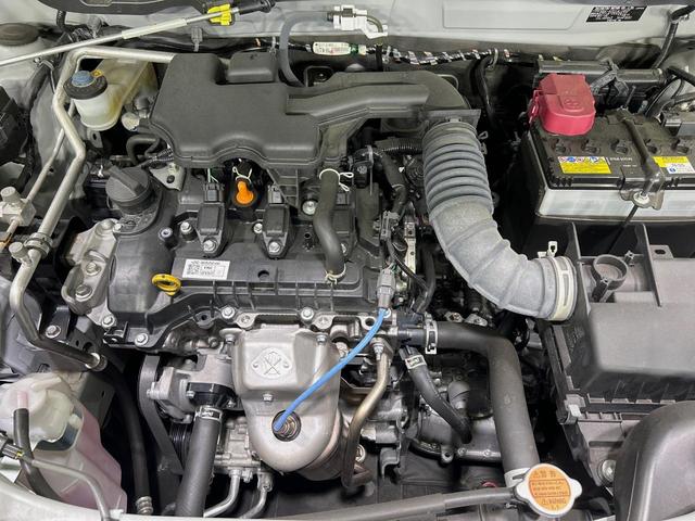ライズ Ｚ　純正９型ナビ　全周囲カメラ　衝突被害軽減システム　レーダークルーズ　禁煙車　ドラレコ　コーナーセンサー　スマートキー　ＬＥＤヘッド　オートハイビーム　車線逸脱警報　オートライト　オートエアコン（18枚目）