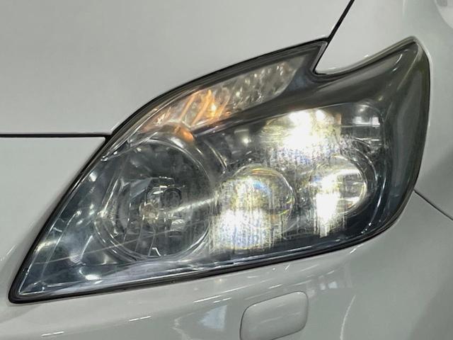 プリウス Ｇツーリングセレクション　ＳＤナビ　バックカメラ　禁煙車　スマートキー　ＬＥＤヘッド　ビルトインＥＴＣ　クルコン　オートライト　オートエアコン　純正１７インチアルミ　Ｂｌｕｅｔｏｏｔｈ　ＣＤ　ＤＶＤ再生　フルセグ（11枚目）