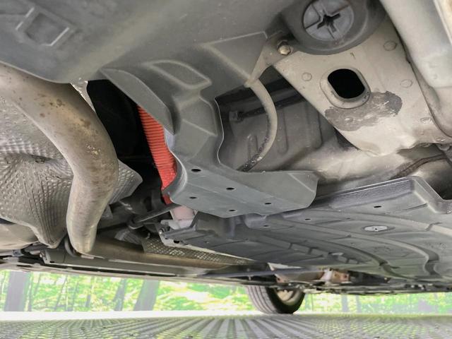 プリウス Ｇツーリングセレクション　ＳＤナビ　バックカメラ　禁煙車　スマートキー　ＬＥＤヘッド　ビルトインＥＴＣ　クルコン　オートライト　オートエアコン　純正１７インチアルミ　Ｂｌｕｅｔｏｏｔｈ　ＣＤ　ＤＶＤ再生　フルセグ（22枚目）