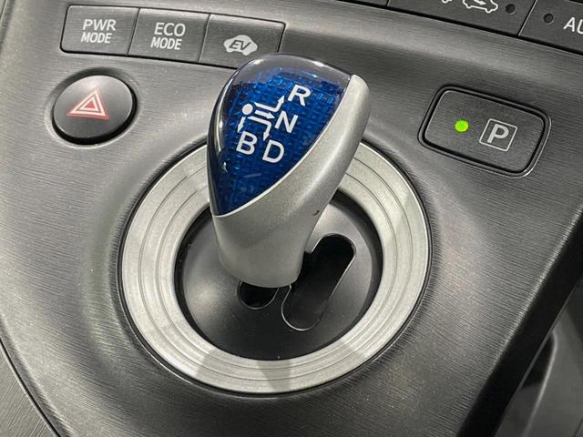 プリウス Ｇツーリングセレクション　ＳＤナビ　バックカメラ　禁煙車　スマートキー　ＬＥＤヘッド　ビルトインＥＴＣ　クルコン　オートライト　オートエアコン　純正１７インチアルミ　Ｂｌｕｅｔｏｏｔｈ　ＣＤ　ＤＶＤ再生　フルセグ（47枚目）