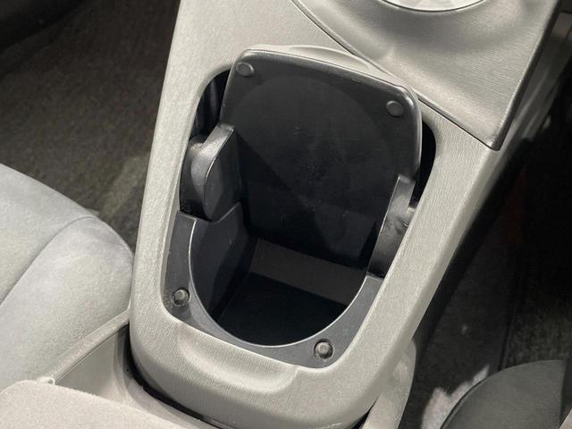 プリウス Ｇツーリングセレクション　ＳＤナビ　バックカメラ　禁煙車　スマートキー　ＬＥＤヘッド　ビルトインＥＴＣ　クルコン　オートライト　オートエアコン　純正１７インチアルミ　Ｂｌｕｅｔｏｏｔｈ　ＣＤ　ＤＶＤ再生　フルセグ（50枚目）