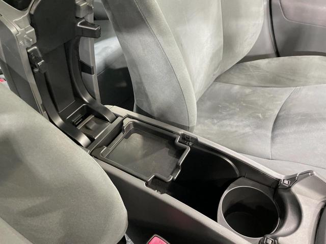 プリウス Ｇツーリングセレクション　ＳＤナビ　バックカメラ　禁煙車　スマートキー　ＬＥＤヘッド　ビルトインＥＴＣ　クルコン　オートライト　オートエアコン　純正１７インチアルミ　Ｂｌｕｅｔｏｏｔｈ　ＣＤ　ＤＶＤ再生　フルセグ（51枚目）