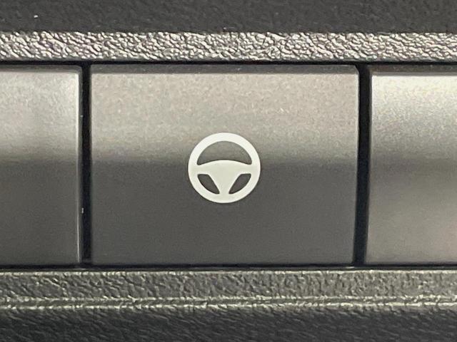 オーラ Ｇ　レザーエディション　純正９インチナビ　全周囲カメラ　ＢＯＳＥサウンド　衝突被害軽減システム　レーダークルーズ　禁煙車　レザーシート　ドラレコ　コーナーセンサー　スマートキー　ＬＥＤヘッド　ＥＴＣ２．０　オートハイビーム（44枚目）