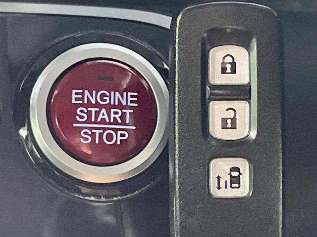 N-BOXカスタム G・Lパッケージ 電動スライドドア 純正SDナビ バックカメラ スマートキー HIDヘッド ETC オートライト オートエアコン CD DVD再生 地デジ 禁煙車(6枚目)