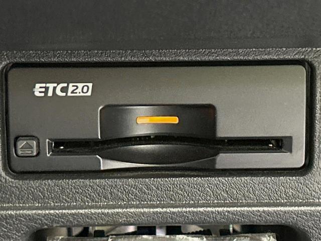 オーラ G レザーエディション メーカー9型ナビ BOSEサウンド 全周囲カメラ 衝突被害軽減システム プロパイロット 禁煙車 レザーシート コーナーセンサー スマートキー LEDヘッド ETC2.0 オートハイビーム 車線逸脱警報(6枚目)