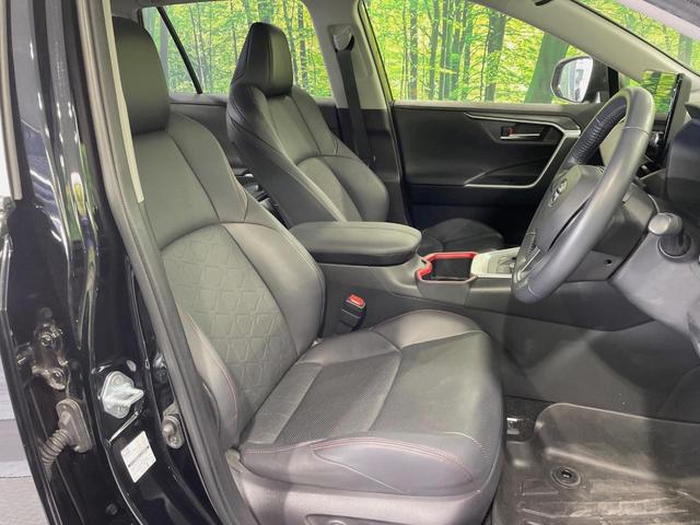 ＲＡＶ４ アドベンチャー　オフロードパッケージＩＩ　１０．５型ナビ　全周囲カメラ　衝突被害軽減システム　レーダークルーズ　禁煙車　シートエアコン　パワーシート　コーナーセンサー　スマートキー　ＬＥＤヘッド　ＥＴＣ２．０　オートハイビーム　車線逸脱警報（8枚目）