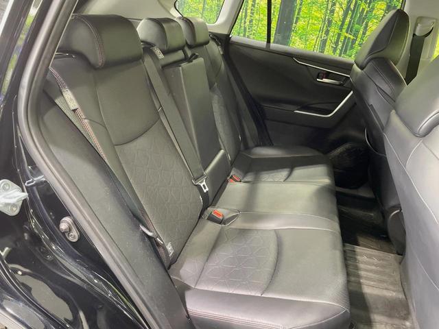 ＲＡＶ４ アドベンチャー　オフロードパッケージＩＩ　１０．５型ナビ　全周囲カメラ　衝突被害軽減システム　レーダークルーズ　禁煙車　シートエアコン　パワーシート　コーナーセンサー　スマートキー　ＬＥＤヘッド　ＥＴＣ２．０　オートハイビーム　車線逸脱警報（9枚目）
