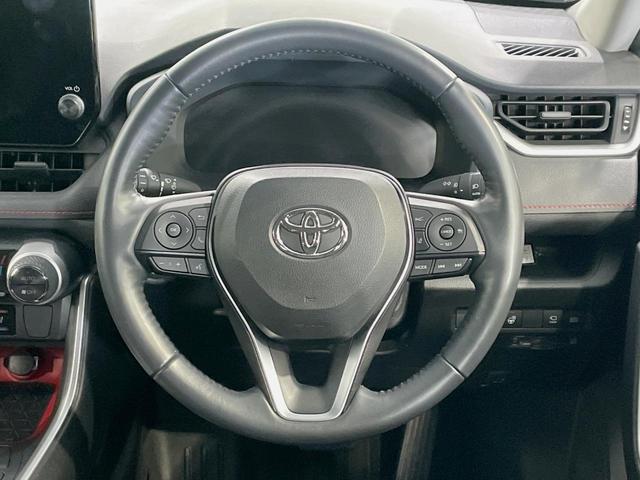 ＲＡＶ４ アドベンチャー　オフロードパッケージＩＩ　１０．５型ナビ　全周囲カメラ　衝突被害軽減システム　レーダークルーズ　禁煙車　シートエアコン　パワーシート　コーナーセンサー　スマートキー　ＬＥＤヘッド　ＥＴＣ２．０　オートハイビーム　車線逸脱警報（11枚目）