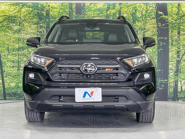 ＲＡＶ４ アドベンチャー　オフロードパッケージＩＩ　１０．５型ナビ　全周囲カメラ　衝突被害軽減システム　レーダークルーズ　禁煙車　シートエアコン　パワーシート　コーナーセンサー　スマートキー　ＬＥＤヘッド　ＥＴＣ２．０　オートハイビーム　車線逸脱警報（14枚目）