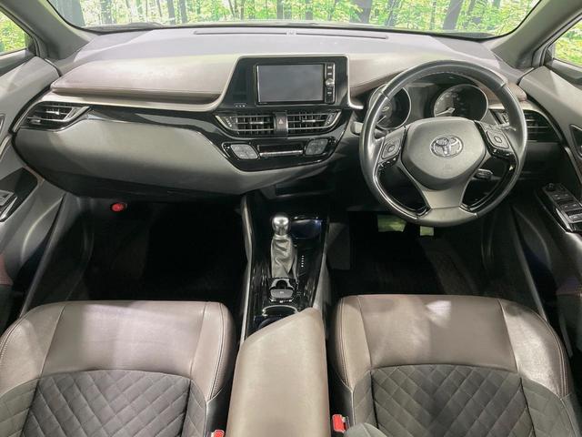 Ｃ－ＨＲ Ｇ　ＴＲＤエアロ　純正ＳＤナビ　バックカメラ　衝突軽減　レーダークルーズ　禁煙車　コーナーセンサー　スマートキー　ＬＥＤヘッド　ビルトインＥＴＣ　オートハイビーム　車線逸脱警報　オートライト（2枚目）