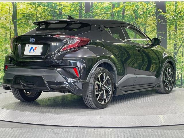 Ｃ－ＨＲ Ｇ　ＴＲＤエアロ　純正ＳＤナビ　バックカメラ　衝突軽減　レーダークルーズ　禁煙車　コーナーセンサー　スマートキー　ＬＥＤヘッド　ビルトインＥＴＣ　オートハイビーム　車線逸脱警報　オートライト（17枚目）