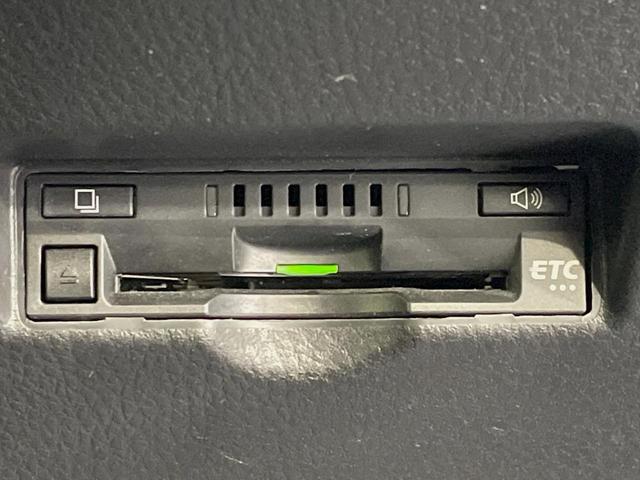 Ｃ－ＨＲ Ｇ　ＴＲＤエアロ　純正ＳＤナビ　バックカメラ　衝突軽減　レーダークルーズ　禁煙車　コーナーセンサー　スマートキー　ＬＥＤヘッド　ビルトインＥＴＣ　オートハイビーム　車線逸脱警報　オートライト（29枚目）