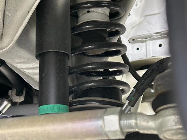 ジムニーシエラ ＪＣ　４ＷＤ　アルパインフローティングナビ　バックカメラ　衝突被害軽減システム　禁煙車　コーナーセンサー　スマートキー　ＬＥＤヘッド　ビルトインＥＴＣ　クルコン　車線逸脱警報　オートライト　オートエアコン（24枚目）